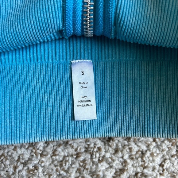 🦋 Blue Ribbed Keyhole Zipper Sports Bra Workout Activewear Athletic Small - Picture 2 of 6